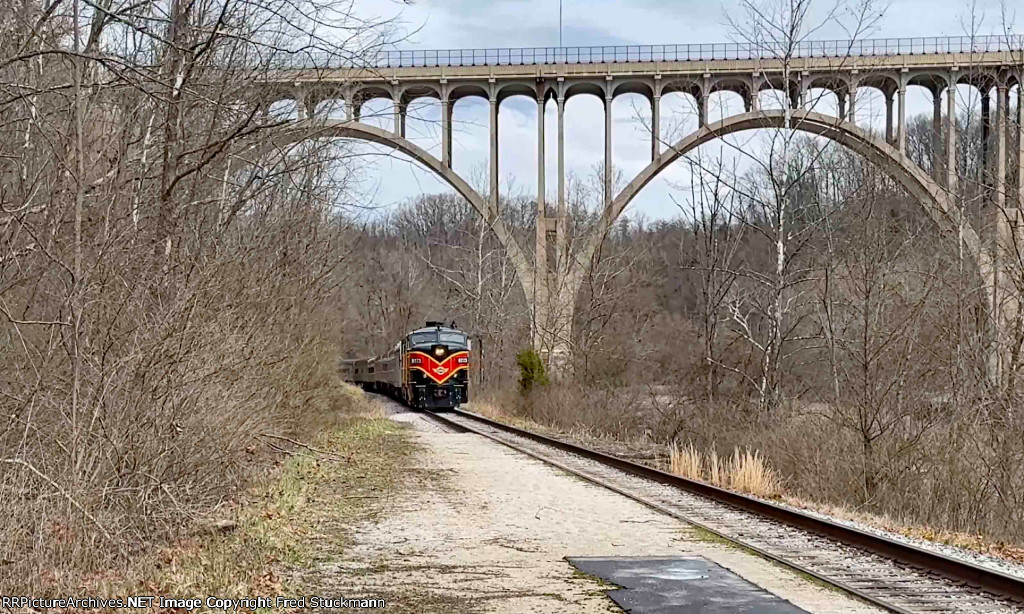 CVSR 6773 and the route 82 bridge.